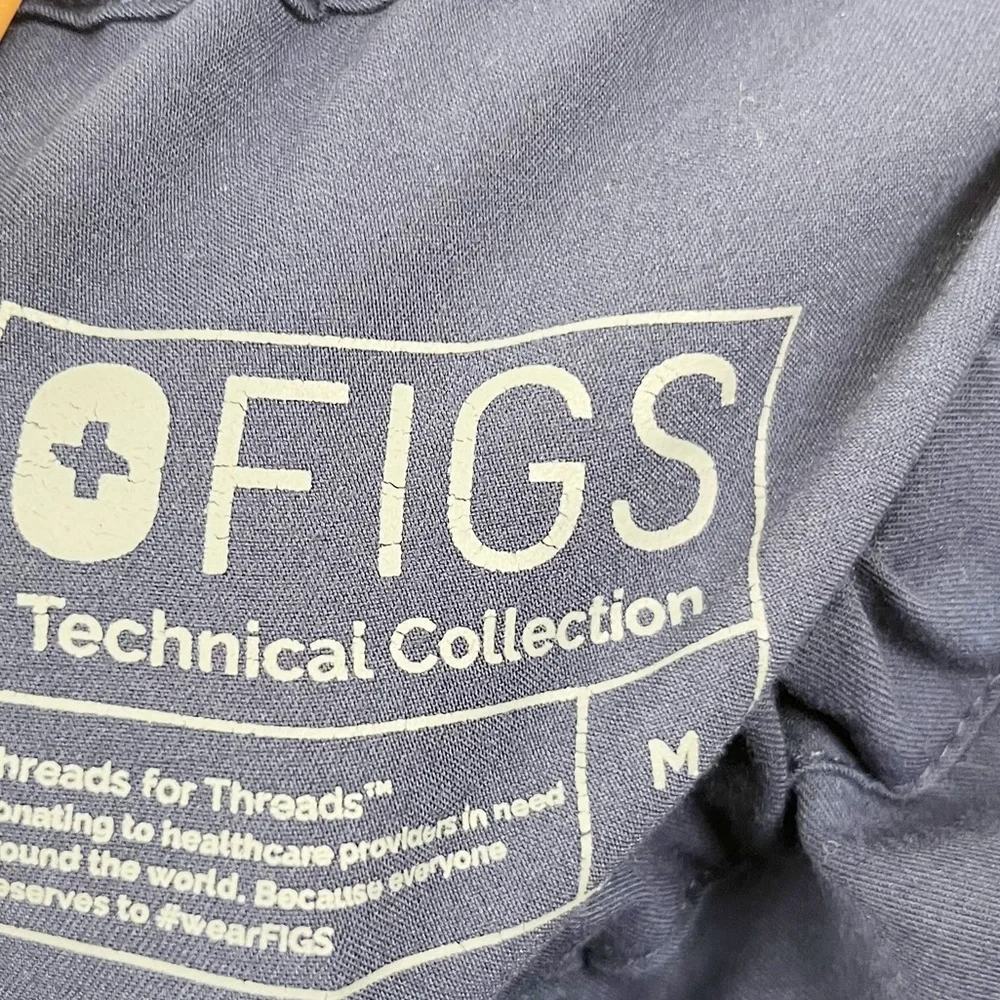 Figs Pisco Blue Basic Scrubs Mens Size Medium